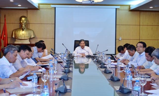 Bộ Trưởng Bộ TN&MT Nguyễn Minh Quang phát biểu tại buổi làm viêc