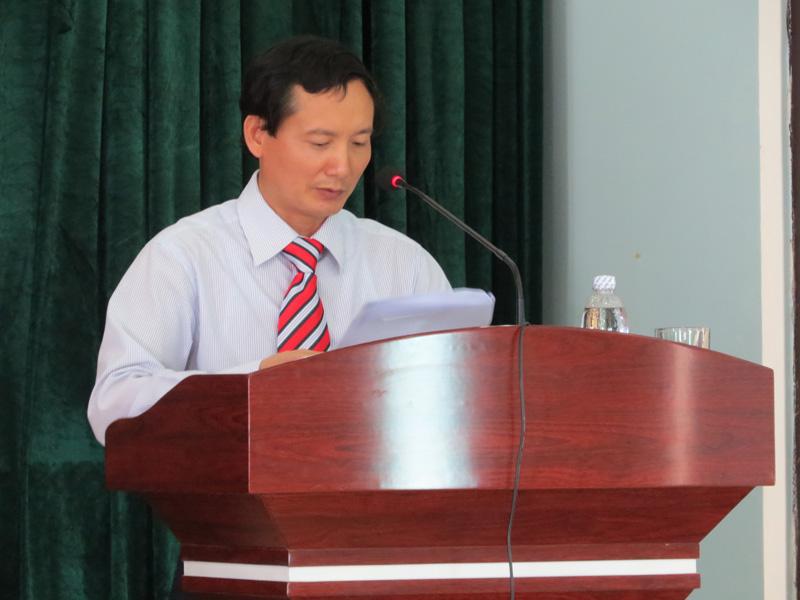 Đ/c Trần Thanh Phong - P.Chánh VP Sở trình bày báo cáo chính trị.
